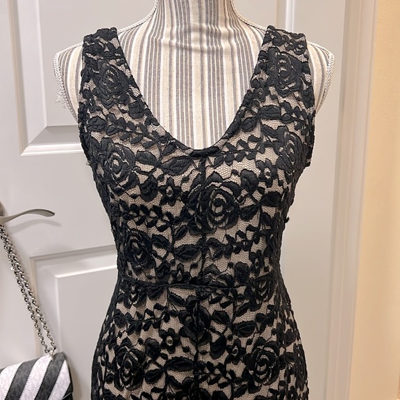 NWT Bodycon Sz 10 - Picture 2 of 8